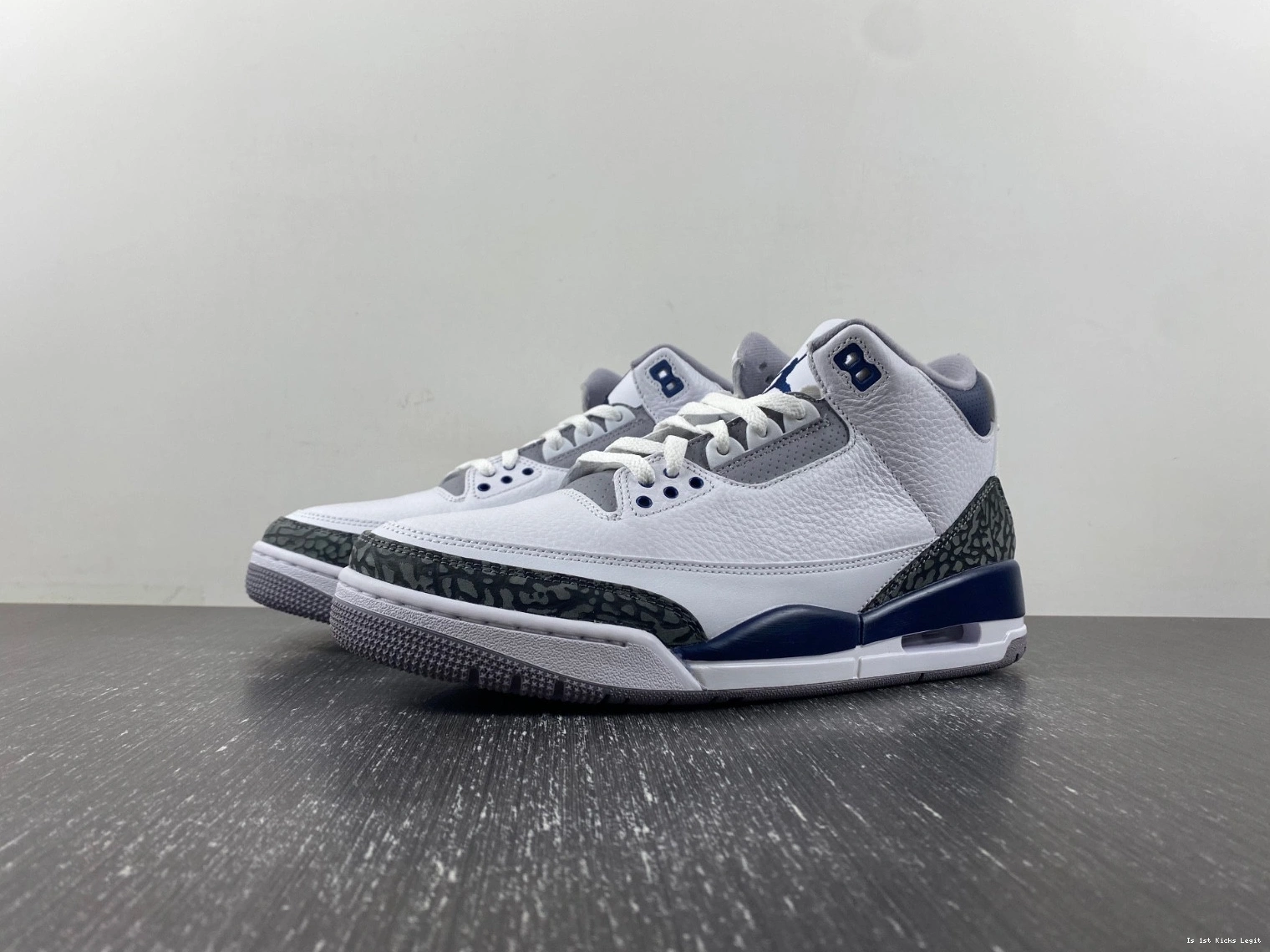 Air “Midnight Navy” Jordan CT8532-140  3 1110